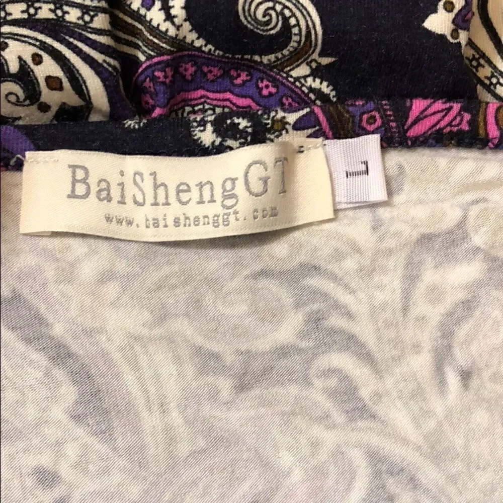 🛍️Baisheng GT top paisley very nice top